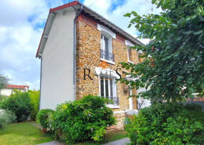 VILLEMOMBLE – Eglise – Maison 4 pièces – Jardin – Garage – 459 000 €