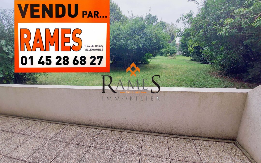 VILLEMOMBLE – Centre Ville – 2 pièces de 54 m² – Parking – Cave – Terrasse – 215 000 €