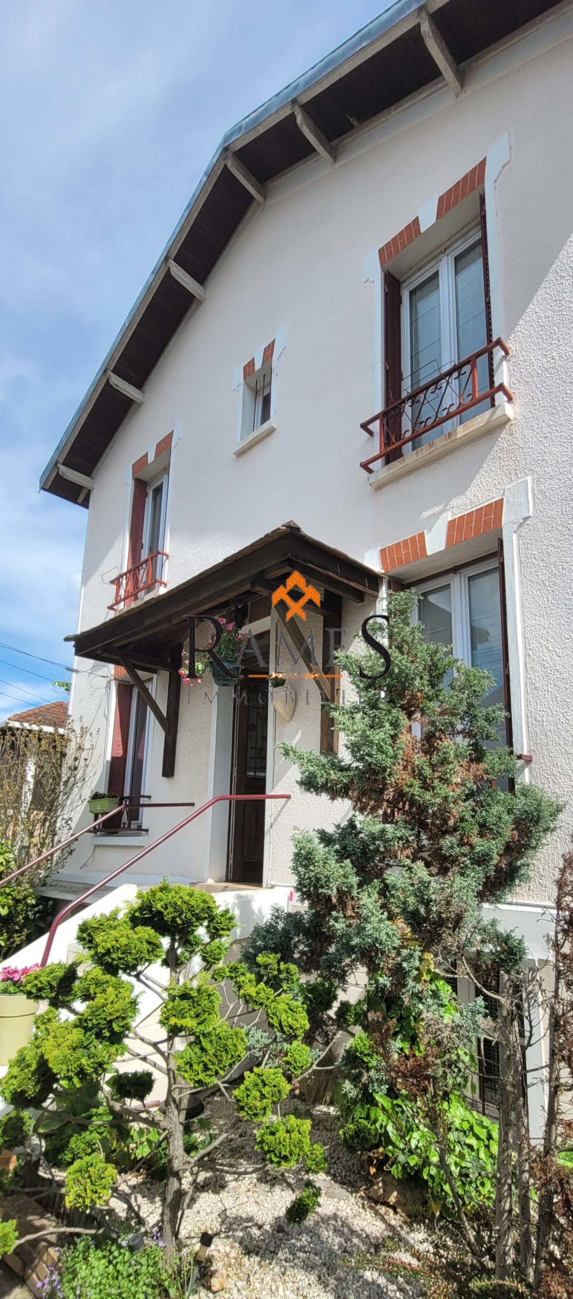 VILLEMOMBLE Secteur Mermoz Maison 4 pièces Garage 385 000