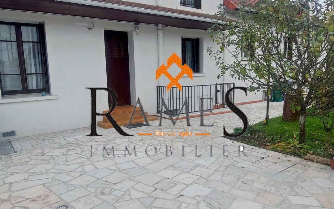 LE RAINCY – Secteur Plateau – Ensemble Immobilier de 2 maisons – 5 pièces – 3 chambres – 370 000 €