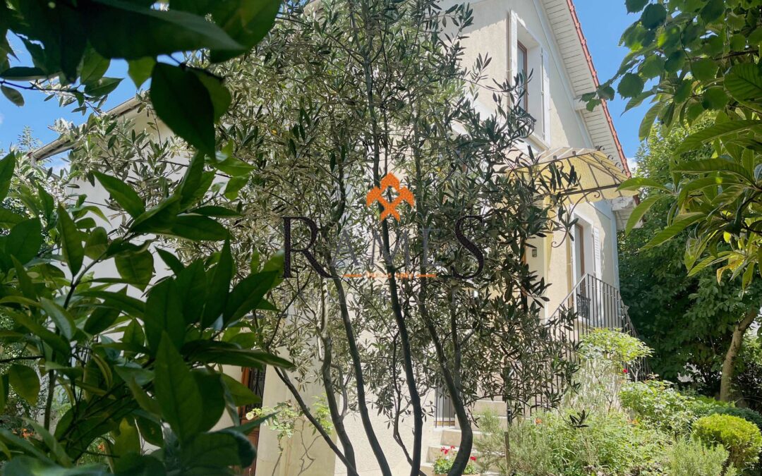 VILLEMOMBLE – Eglise carette – Maison 5 pièces – Garage – 449 500 €