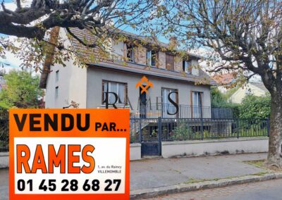 VILLEMOMBLE – Secteur Epoque – Maison 7 pièces – 4 chambres – Bureau – Grand Garage – 449 000 €