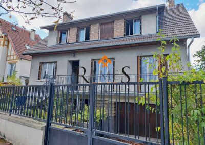 VILLEMOMBLE – Secteur Epoque – Maison 7 pièces – 4 chambres – Bureau – Grand Garage – 475 000 €