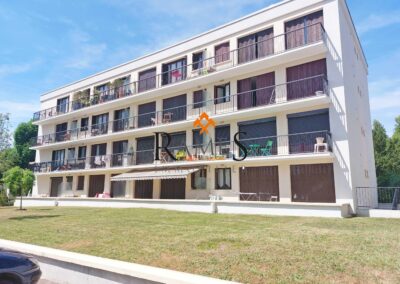 VILLEMOMBLE – Petit Raincy – Appartement 3 pièces de 51.20 m² – Terrasse – Jardin – Cave – Parking – 213 000 €