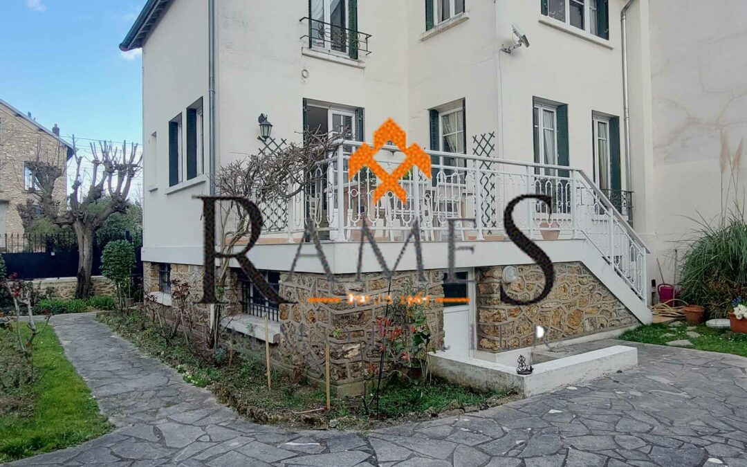 VILLEMOMBLE – Secteur Allée de la Tour – Maison 7 pièces – 5 Chambres – Terrasse – Garage – 549 000 €